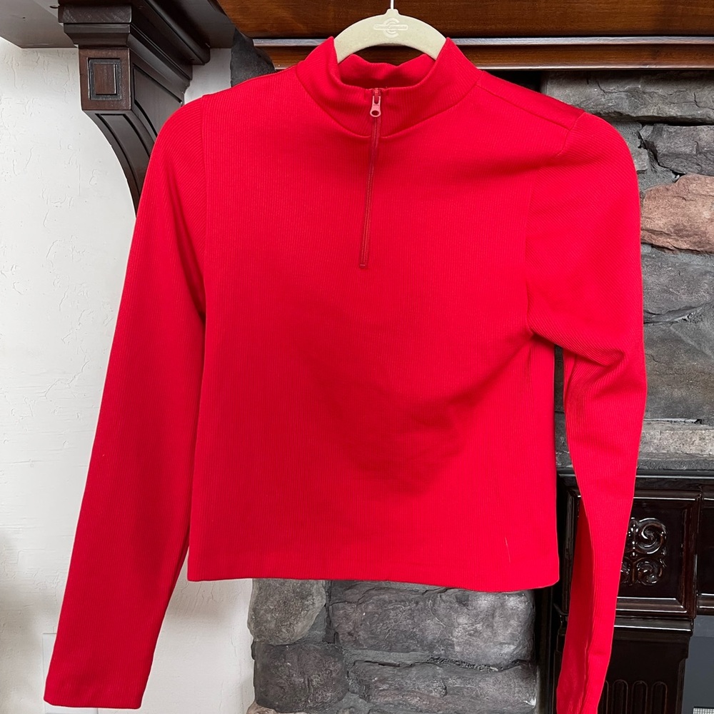Rue 21 crop quarter zip